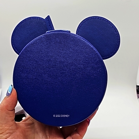 Disney x Pandora NWTS D23 Expo Fan Event Bracelet Charm and RARE Box - Picture 11 of 13